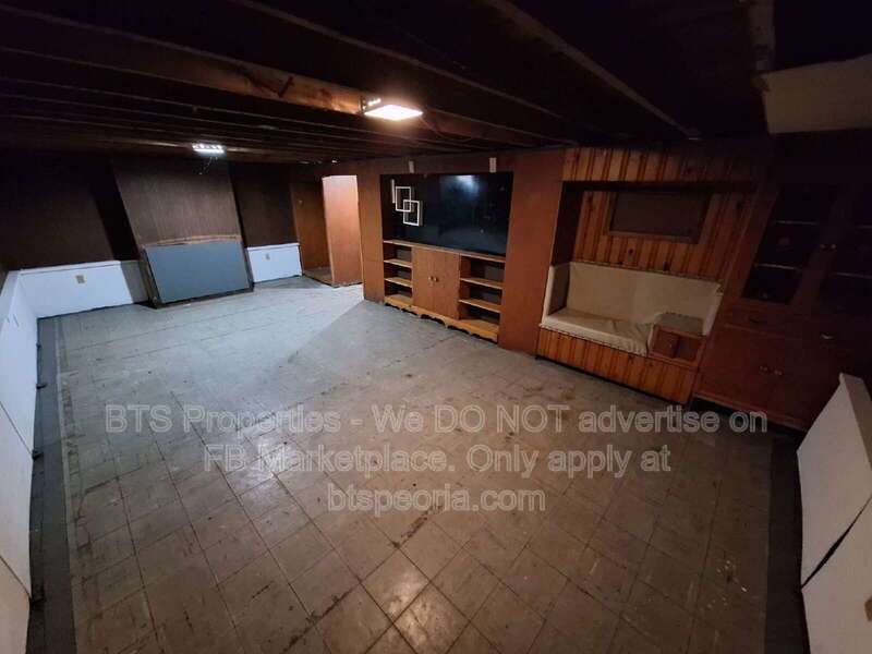 Charming 2-Bedroom Home in Peoria with Cozy Living Space! property image