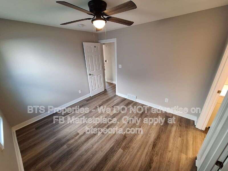 Charming 2-Bed, 2-Bath Gem in Peoria Heights – Cozy 800 Sq Ft Haven Awaits! property image