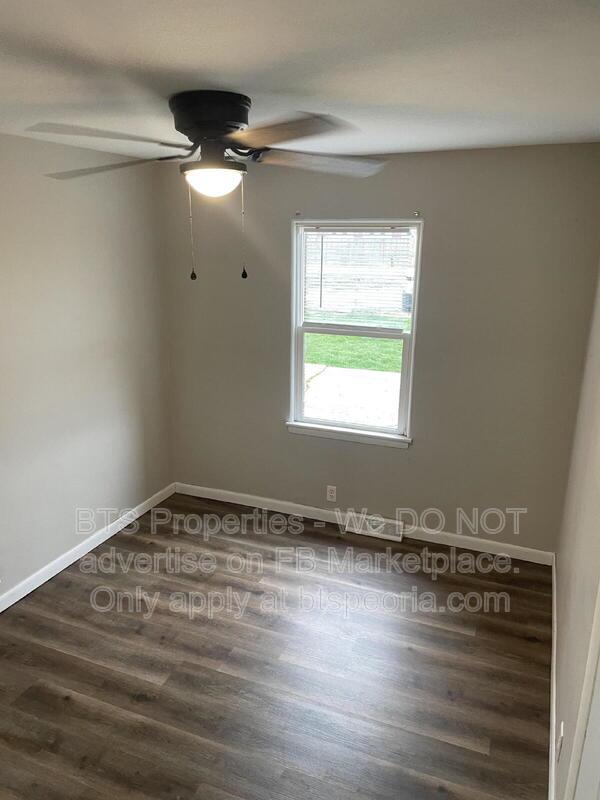 Cozy & Convenient: Charming 1-Bedroom Retreat in Canton, IL! property image