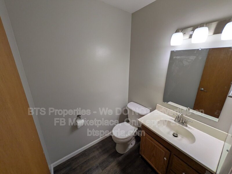 Charming 3-Bed Home in Washington with Oversized Garage & Bonus Basement Space! property image