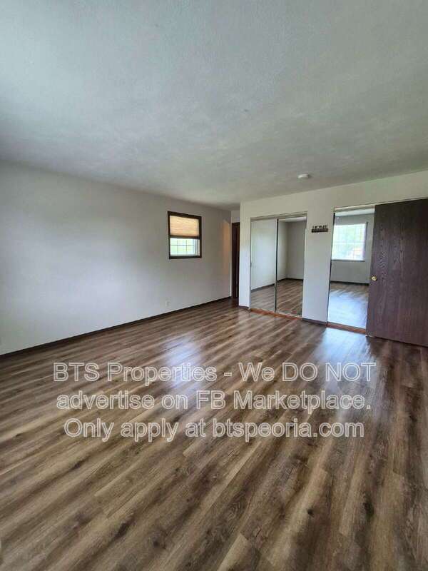 Spacious 2-Bed, 2-Bath Gem in Creve Coeur – 1200 Sq. Ft. of Comfort at 412 North Highland Street! property image