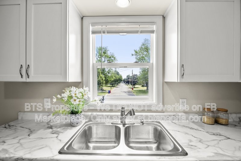 305 North Pleasant View Street - 3 property image