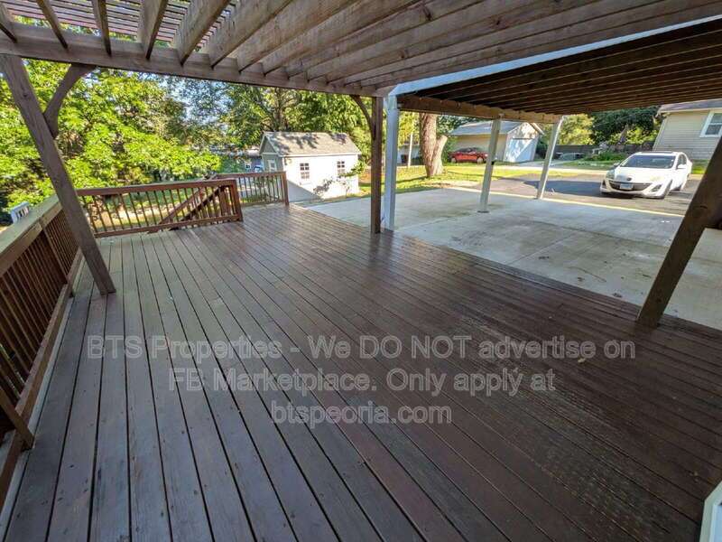 Spacious 4-Bedroom Retreat with 4 Full Baths - 3612 North Harvard Avenue, Peoria! property image