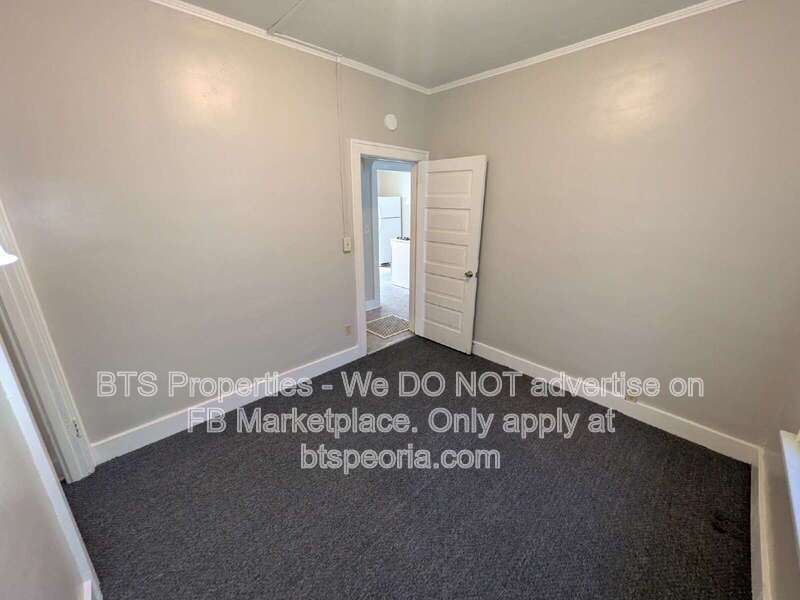 Charming 2-Bedroom Apartment Home on West Barker Avenue - Your Cozy Peoria Haven! property image