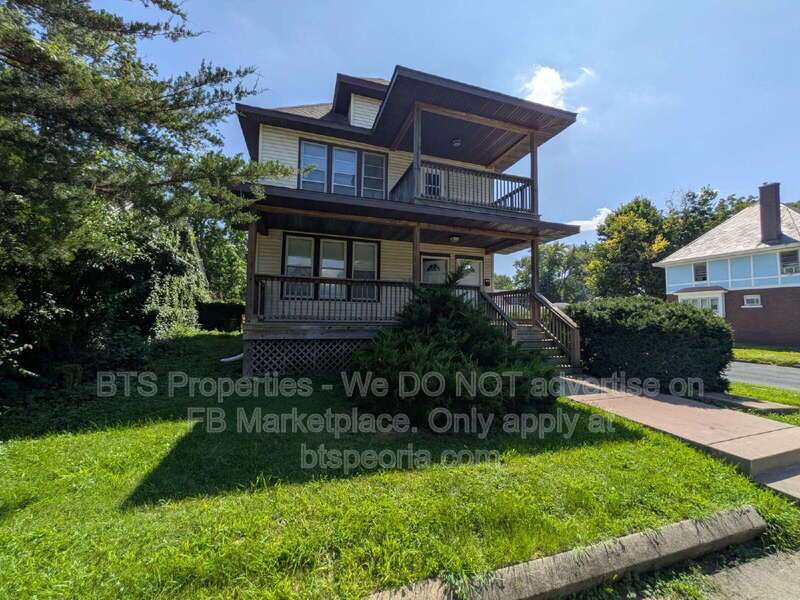 Charming 2-Bedroom Apartment Home on West Barker Avenue - Your Cozy Peoria Haven! property image