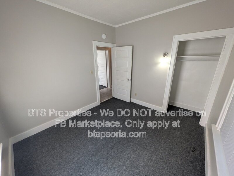 Charming 2-Bedroom Apartment Home on West Barker Avenue - Your Cozy Peoria Haven! property image