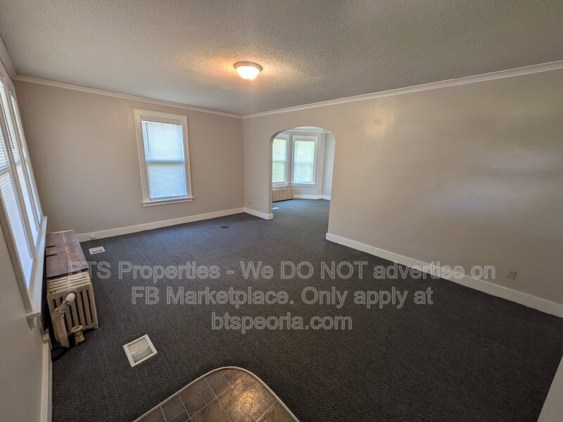 Charming 2-Bedroom Apartment Home on West Barker Avenue - Your Cozy Peoria Haven! property image
