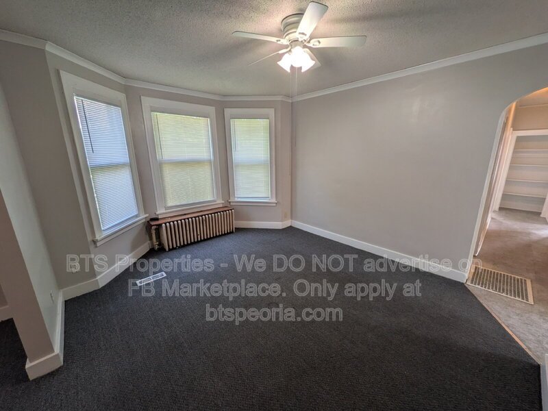 Charming 2-Bedroom Apartment Home on West Barker Avenue - Your Cozy Peoria Haven! property image