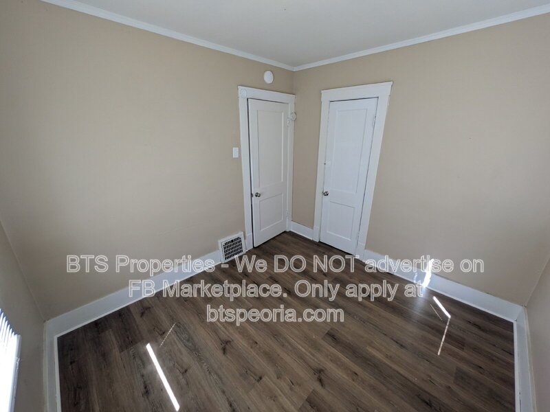 Charming 3-Bedroom Gem on North Missouri Avenue with Spacious 1200 Sq Ft Layout in Peoria! property image