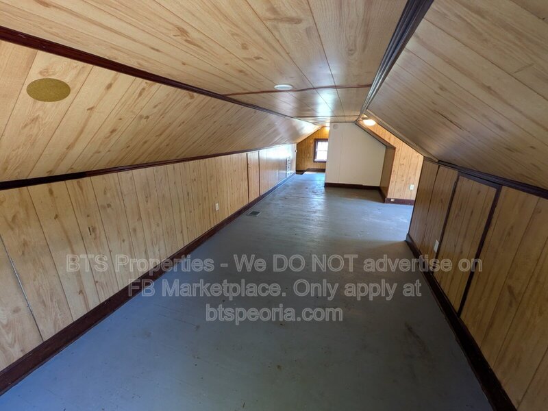 Charming 3-Bedroom Gem on North Missouri Avenue with Spacious 1200 Sq Ft Layout in Peoria! property image