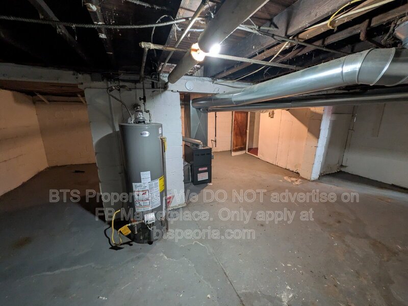Charming 3-Bedroom Gem on North Missouri Avenue with Spacious 1200 Sq Ft Layout in Peoria! property image