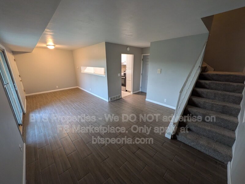 Charming 2-Bed Condo Retreat with 1.5 Baths in Peoria – Cozy Living at 3119 West Willow Knolls! property image