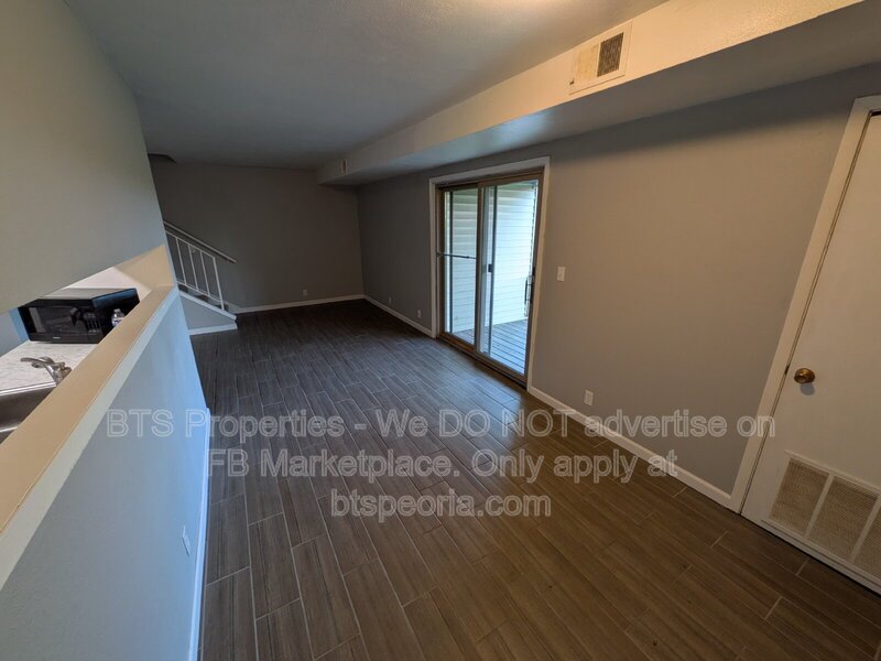 Charming 2-Bed Condo Retreat with 1.5 Baths in Peoria – Cozy Living at 3119 West Willow Knolls! property image