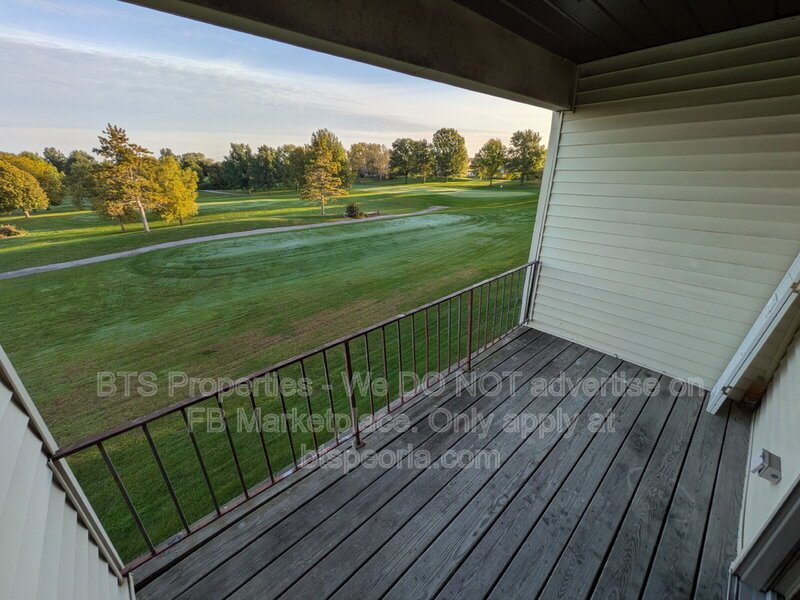 Charming 2-Bed Condo Retreat with 1.5 Baths in Peoria – Cozy Living at 3119 West Willow Knolls! property image