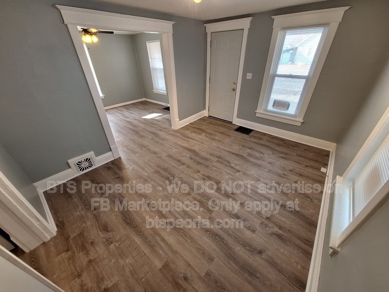 1912 W Ann St property image