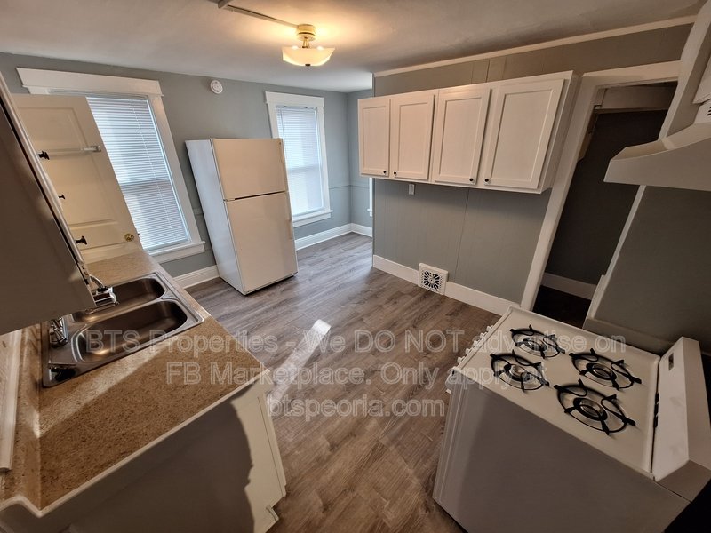 1912 W Ann St property image