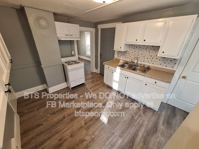 1912 W Ann St property image