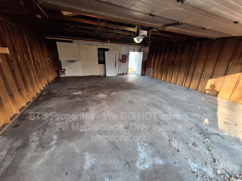 1912 W Ann St property image